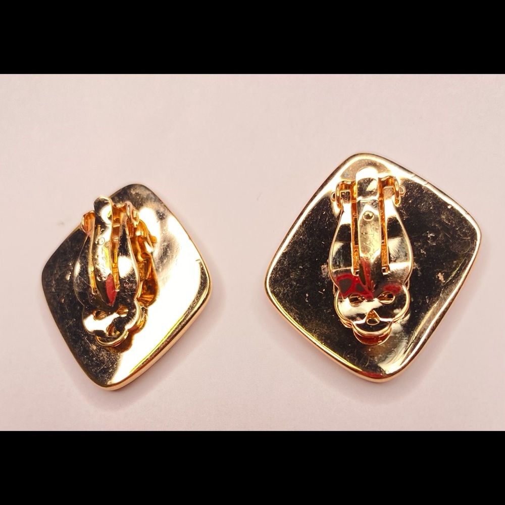 🔴 Swarovski Crystal Enamel Emerald Vintage Earrings - Picture 8 of 11